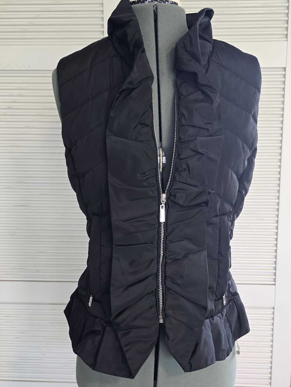 White House Black Market| Black Ruffle-Trim Quilted Vest
